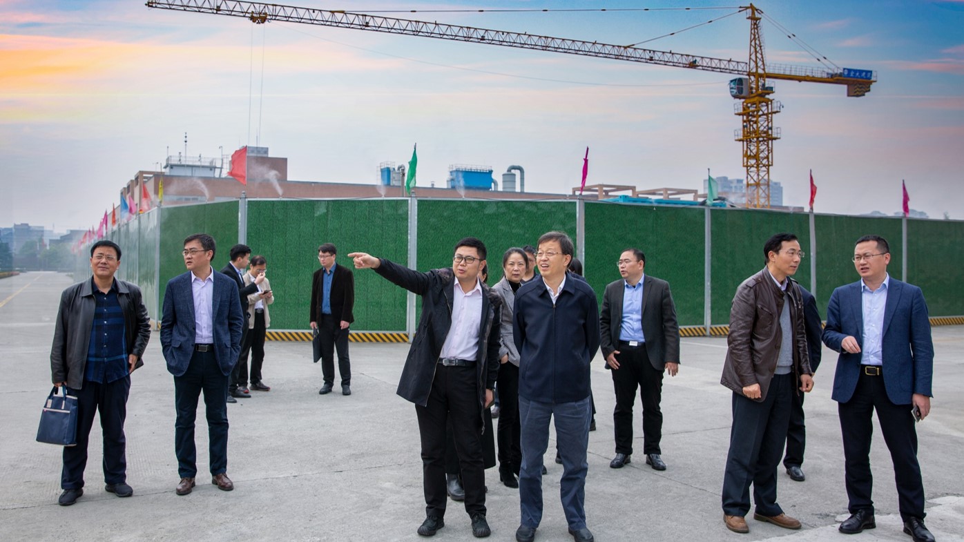 江蘇省政府參事調(diào)研四川海蓉藥業(yè)，共話川藥發(fā)展之路